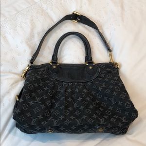 Louis Vuitton Neo Caby MM Tote